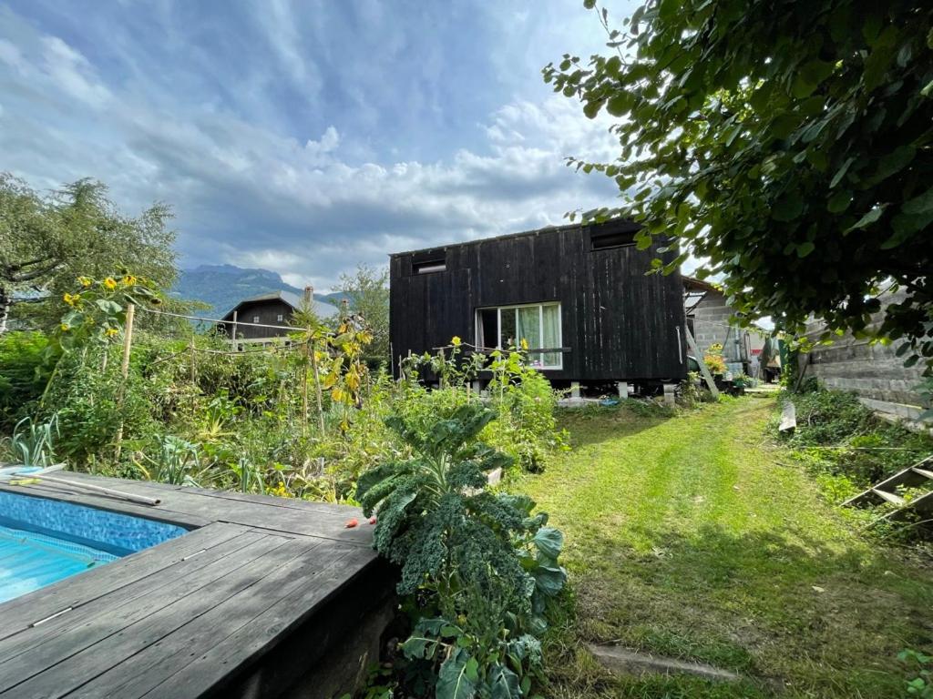 Ferienwohnung Le Refuge De Chaparon Lathuile Exterior foto